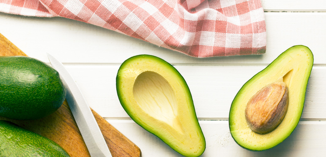 ประโยชน์ของ อะโวคาโด (Avocado) ดีต่อสุขภาพความงามอย่างน่าทึ่ง!!